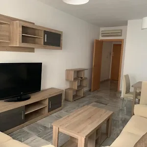 Apartamento Piso De 3 Dormitorios Cerca De La Playa, Málaga
