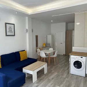 Apartamento Estudio Miguel Moreno Masson, Málaga