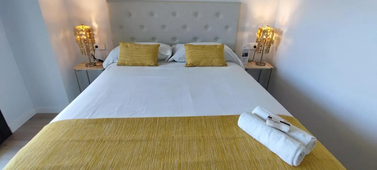 Teatinos Suite Málaga España